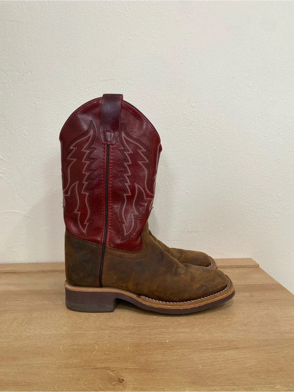 Cody James Boys Size 4 D Cowboy Boots